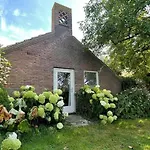 Bed&breakfast+ De Kooimolen Bed & Breakfast 4*