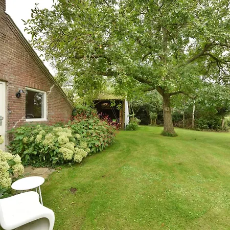 Bed & Breakfast+ De Kooimolen לינה וארוחת בוקר Dreumel