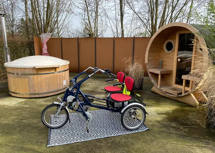 Bed & Breakfast+ De Kooimolen לינה וארוחת בוקר